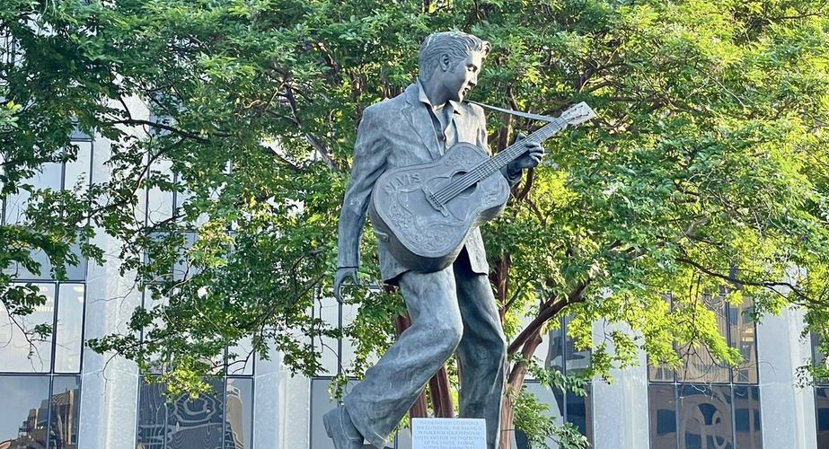 Deep South 62 Deep South 62